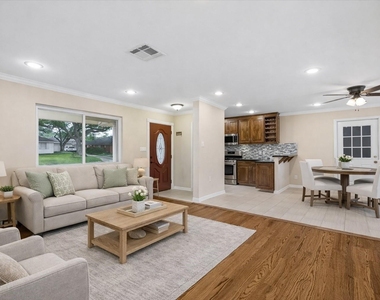 1607 Willowby Drive - Photo Thumbnail 1