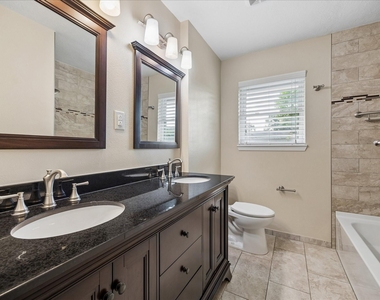1607 Willowby Drive - Photo Thumbnail 11