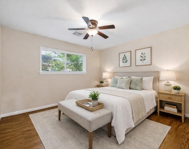 1607 Willowby Drive - Photo Thumbnail 10