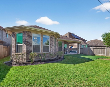 4821 La Piedra - Photo Thumbnail 24