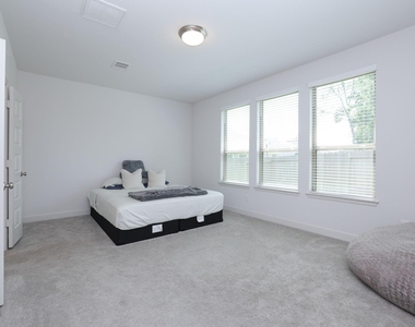317 Rise Lane - Photo Thumbnail 23