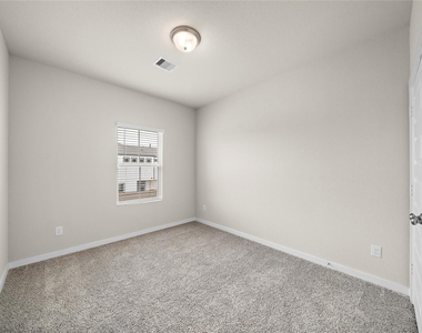 9912 Storehouse Drive - Photo Thumbnail 16