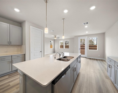 9912 Storehouse Drive - Photo Thumbnail 9