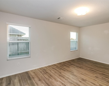 24327 Bella Carolina Court - Photo Thumbnail 5