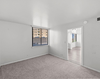 3525 Sage Road - Photo Thumbnail 7