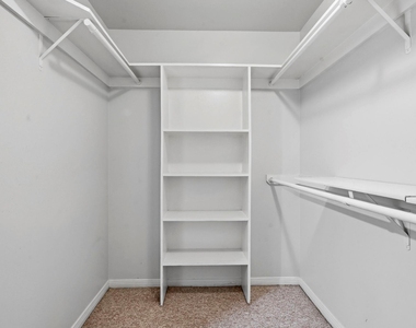 3525 Sage Road - Photo Thumbnail 10