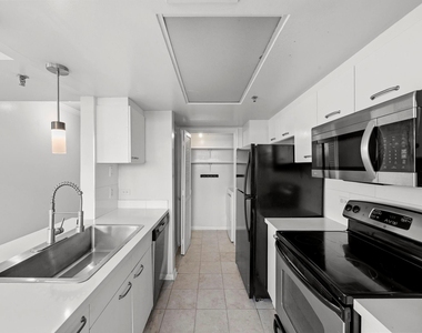 3525 Sage Road - Photo Thumbnail 2