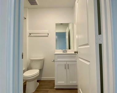 21114 Dolphin Bay Lane - Photo Thumbnail 31