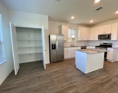 21114 Dolphin Bay Lane - Photo Thumbnail 7