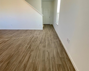 21114 Dolphin Bay Lane - Photo Thumbnail 15
