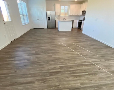 21114 Dolphin Bay Lane - Photo Thumbnail 10