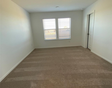 21114 Dolphin Bay Lane - Photo Thumbnail 24