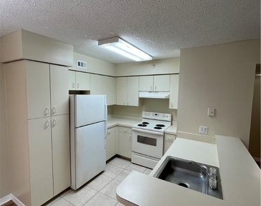 13521 Eagle Ridge Drive - Photo Thumbnail 4