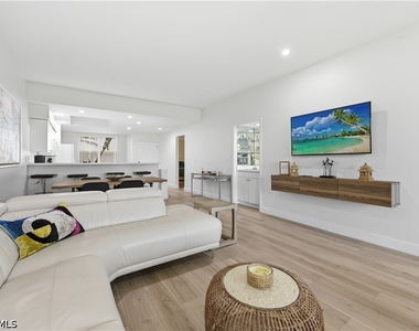 26751 Clarkston Drive - Photo Thumbnail 18