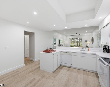26751 Clarkston Drive - Photo Thumbnail 11
