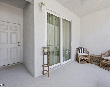 26751 Clarkston Drive - Photo Thumbnail 7