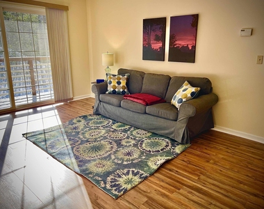 267 Hildred - Photo Thumbnail 2