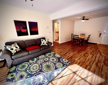 267 Hildred - Photo Thumbnail 4