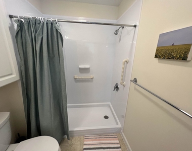 267 Hildred - Photo Thumbnail 16
