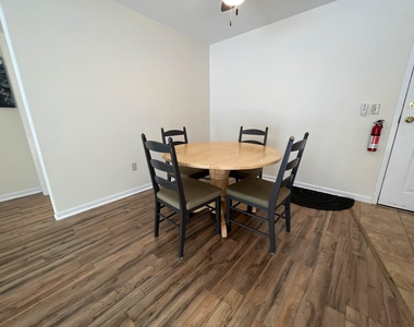267 Hildred - Photo Thumbnail 6