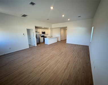 18635 Gravago Lane - Photo Thumbnail 3