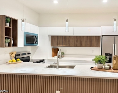 767 Crystal Avenue S - Photo Thumbnail 1