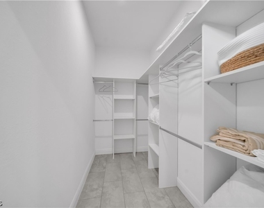 6210 Forest Court - Photo Thumbnail 36