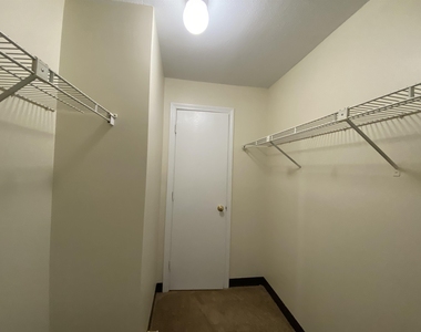 167 Eastern - Photo Thumbnail 32