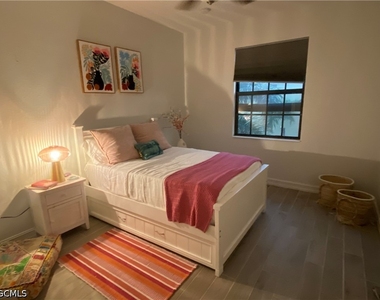11907 Adoncia Way - Photo Thumbnail 11