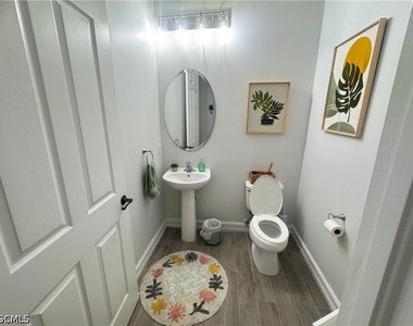 11907 Adoncia Way - Photo Thumbnail 7