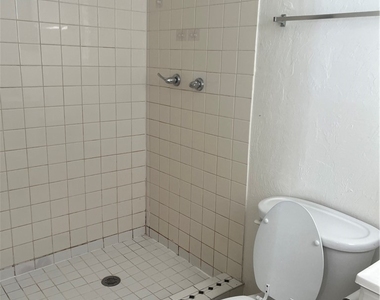 345 3rd Avenue - Photo Thumbnail 9
