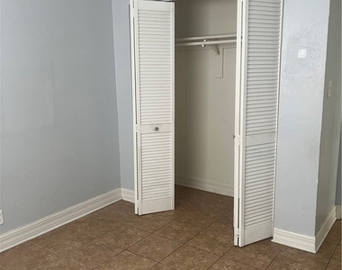 345 3rd Avenue - Photo Thumbnail 12