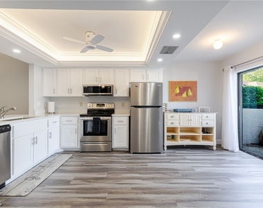 600 Misty Pines Circle - Photo Thumbnail 3