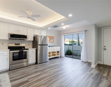 600 Misty Pines Circle - Photo Thumbnail 4