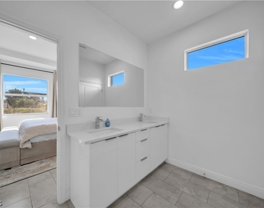 6208 Forest Court - Photo Thumbnail 34