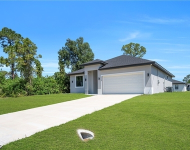 6208 Forest Court - Photo Thumbnail 1