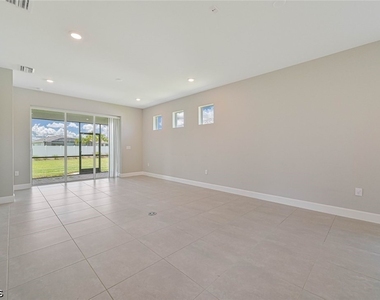42218 Edgewater Drive - Photo Thumbnail 3