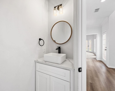 1723 Gingerleaf Lane - Photo Thumbnail 11