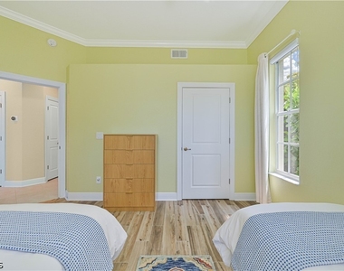 5000 Royal Shores Drive - Photo Thumbnail 24