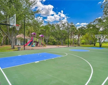 5000 Royal Shores Drive - Photo Thumbnail 40
