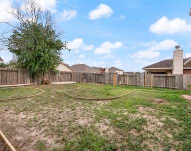 5902 Rye Creek Drive - Photo Thumbnail 13