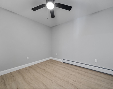 136 S Main - Photo Thumbnail 11