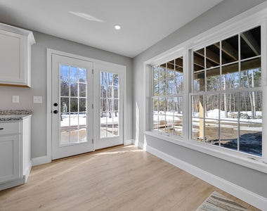 136 S Main - Photo Thumbnail 4