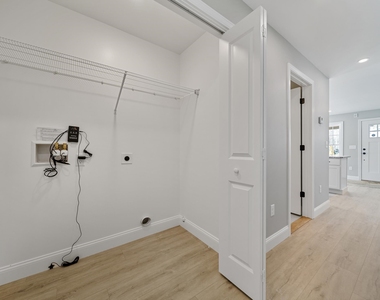 136 S Main - Photo Thumbnail 8