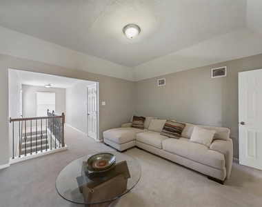8214 Garrison Point Drive - Photo Thumbnail 22