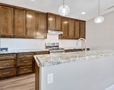 430 N Hutcheson Street - Photo Thumbnail 21
