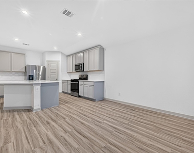 3530 Terrace Landing Ct - Photo Thumbnail 14