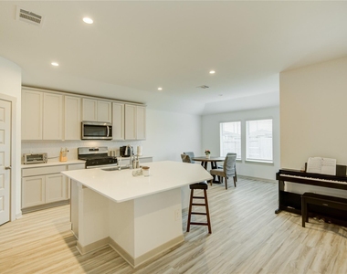 3530 Terrace Landing Ct - Photo Thumbnail 8