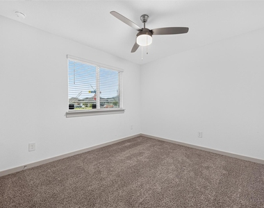 3530 Terrace Landing Ct - Photo Thumbnail 17