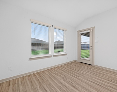 3530 Terrace Landing Ct - Photo Thumbnail 12